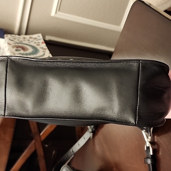 Michael Kors Black Leather Crossbody With Silver Hardware - Picture 12 of 16